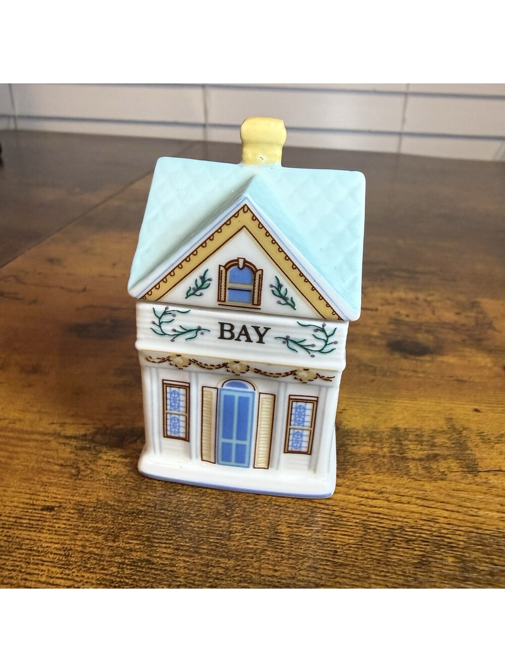 Lenox Spice Village Bay Jar Second Edition Porcelain House w/Lid Floral